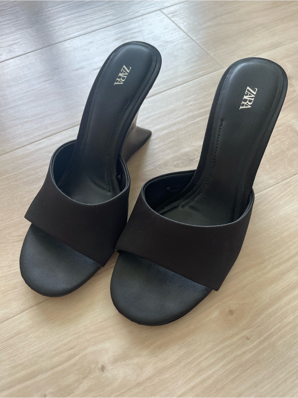 ZARA Black Sculpted Heel Open-Toe Slide Mules - Picture 6 of 6